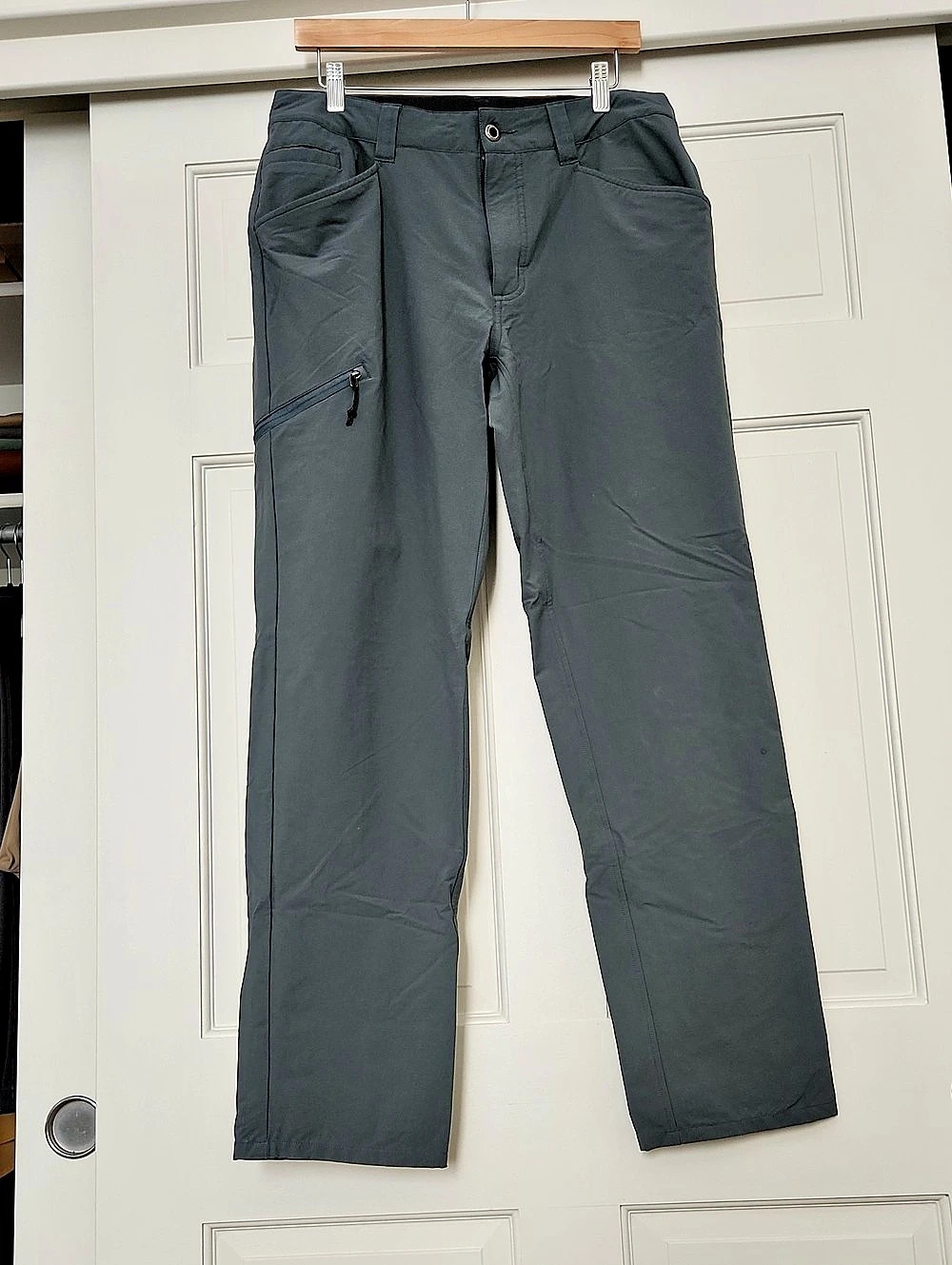 Patagonia Quandary Pants Men's Cargo Pants In Bluish-Gray Waist 34 Like New